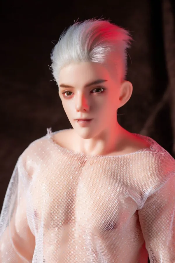 Close-up of Milo's detailed facial features and hand-crafted sculpt
