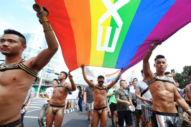 展望：2026年のゲイ・セックスカルチャーの今後 | ゲイの親密な関係のトレンドの未来