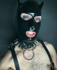 Kink Aesthetics Explained: Visual Style, Symbolism & Queer Fetish Art